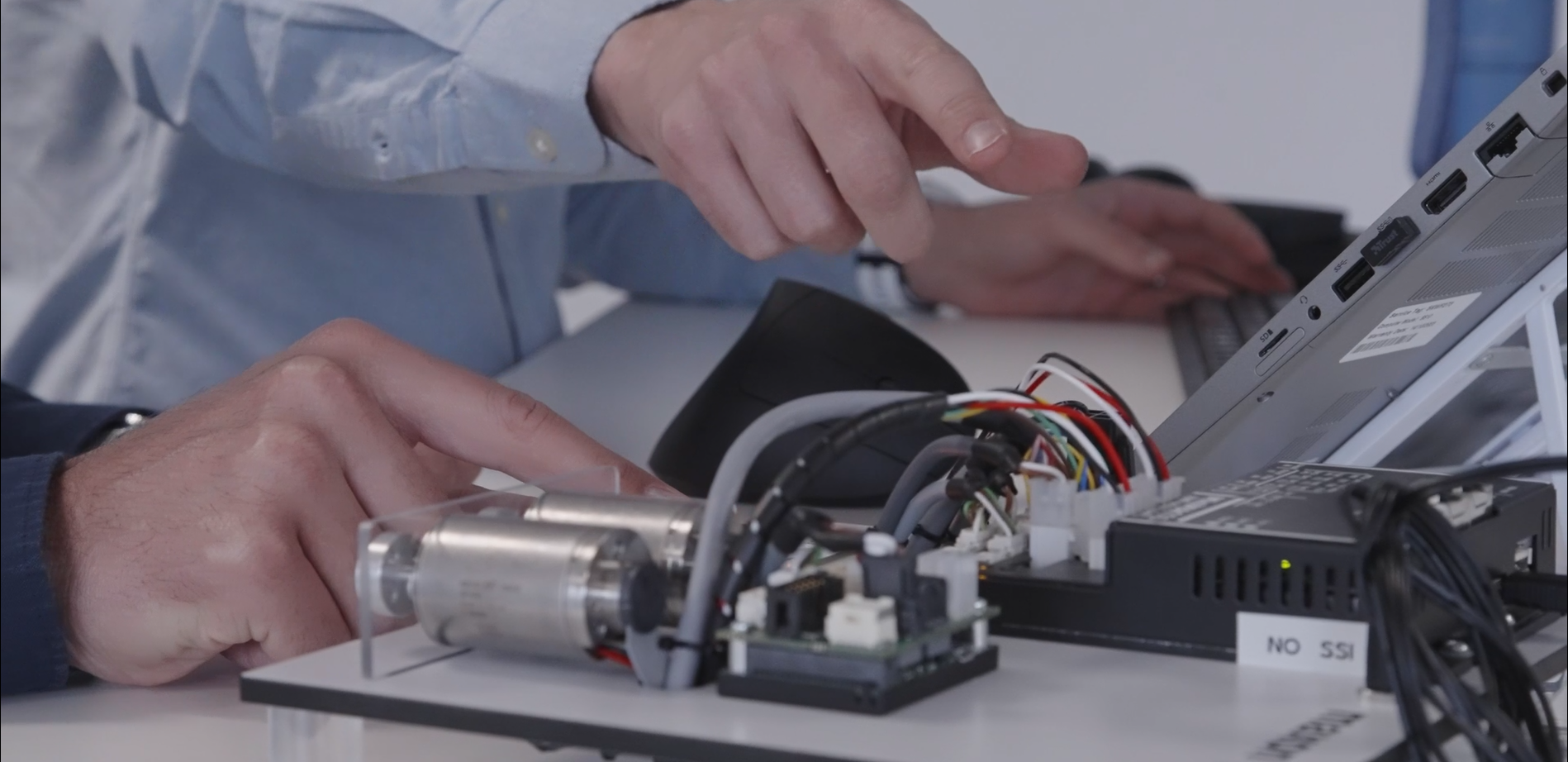 La Gamme multi technologique de maxon France : 5 piliers pour accélérer et fiabiliser vos projets mécatroniques